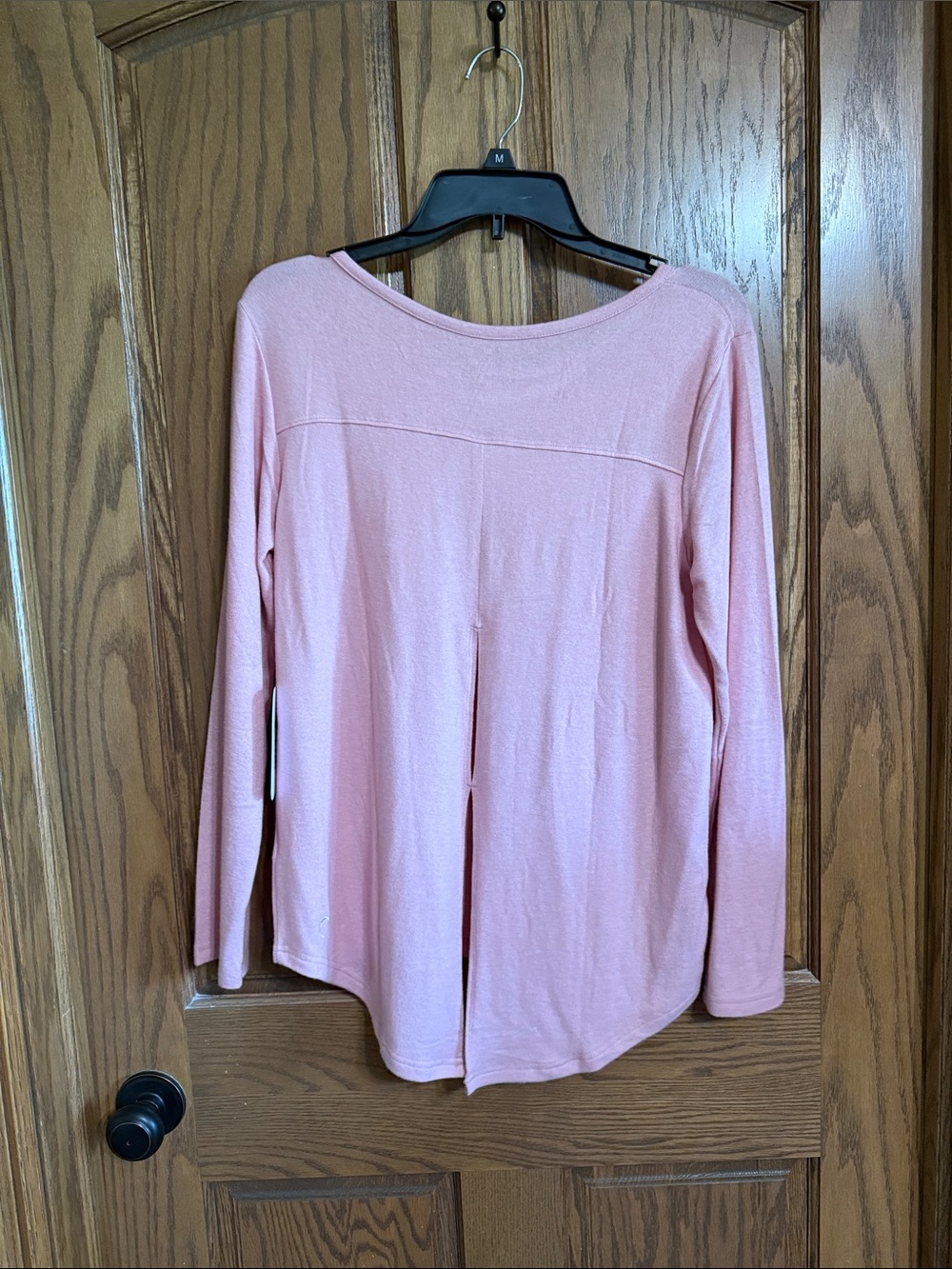 Relaxed Scoop-Neck Long-Sleeve Top in Dusty Pink - Picture 3 of 4